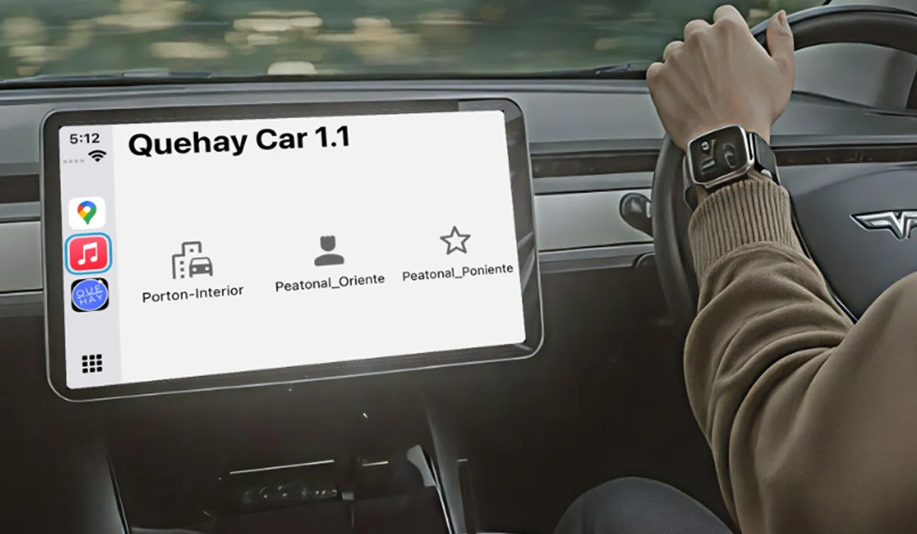 Interfaz de AUTO QH! en Apple CarPlay para control de acceso vehicular